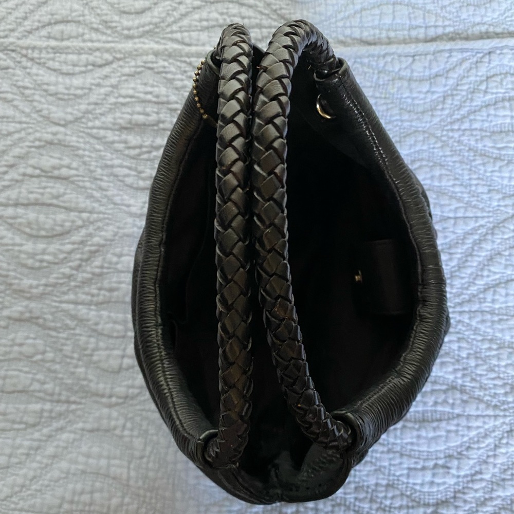 Fossil Hobo/Hangbag In Good Condition - image 7